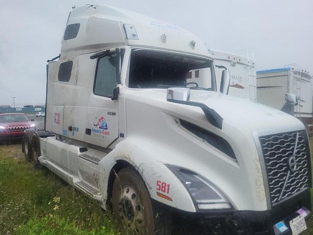 Продажа на аукционе авто 2023 Volvo Vn, vin: 4V4NC9EH5PN340925, номер лота: 60462395