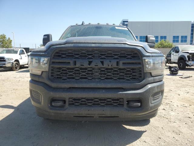 64190825 :رقم المزاد ، 3C7WRSCL9PG543387 vin ، 2023 Ram 3500 مزاد بيع