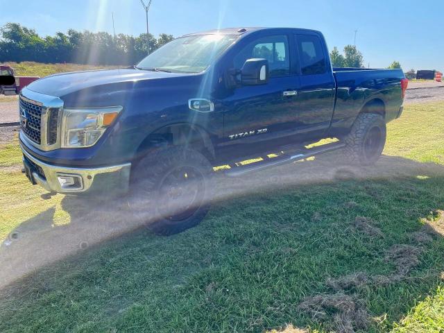 66837375 :رقم المزاد ، 1N6BA1C44HN560982 vin ، 2017 Nissan Titan Xd S مزاد بيع