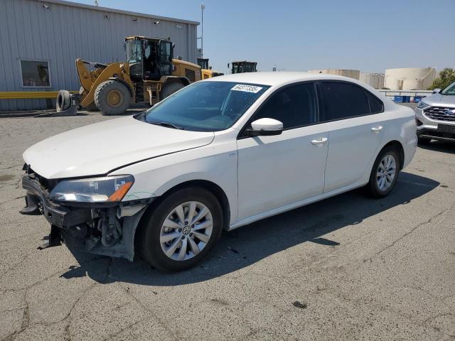 64377335 :رقم المزاد ، 1VWAT7A30FC006253 vin ، 2015 Volkswagen Passat S مزاد بيع