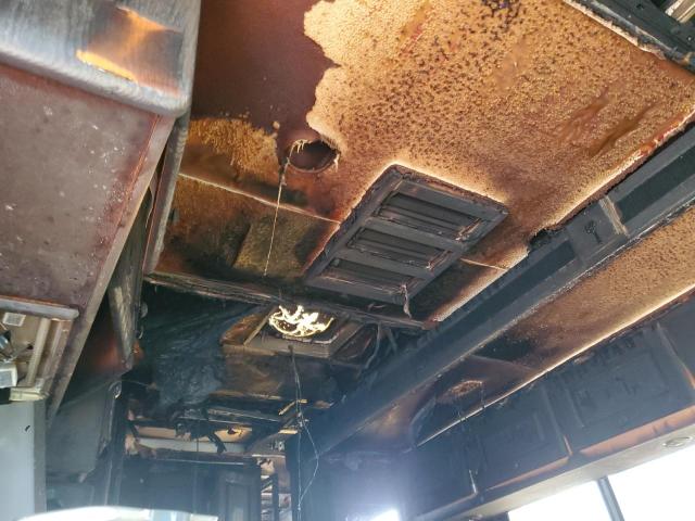 Продаж на аукціоні авто 2002 Workhorse Custom Chassis Motorhome, vin: 5B4MP67G723345679, номер лоту: 64596035