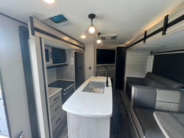 Auction sale of the 2024 Crossroads Sunse331bh, vin: 4YDTSSR21RS350419, lot number: 63921465