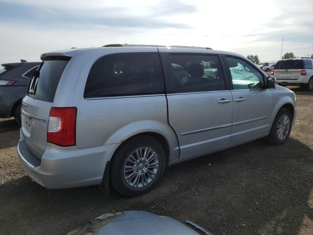 63835095 :رقم المزاد ، 2A4RR6DG0BR775523 vin ، 2011 Chrysler Town & Country مزاد بيع