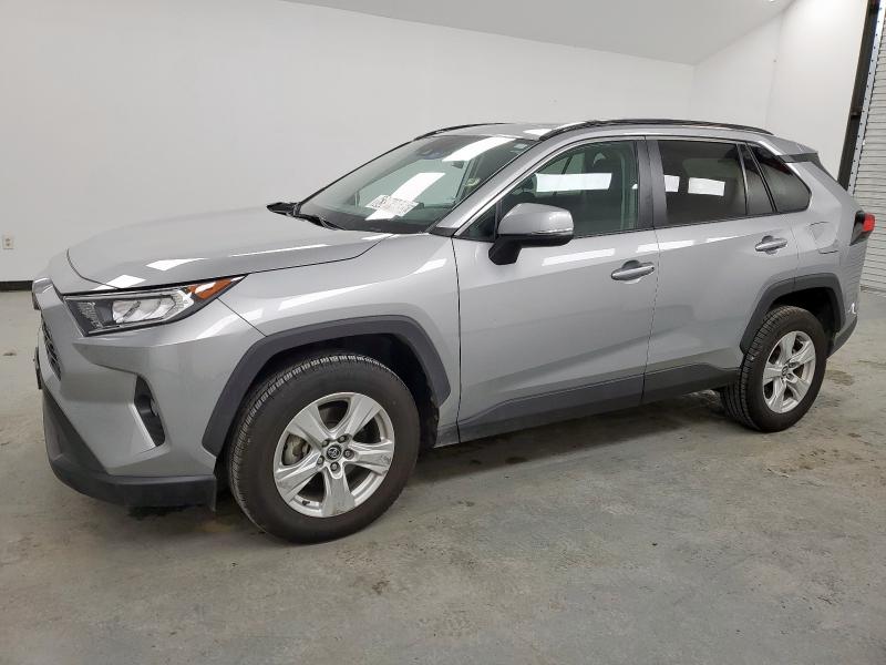 2021 Toyota Rav4 Xle მანქანა იყიდება აუქციონზე, vin: 2T3P1RFV7MW160994, აუქციონის ნომერი: 63311835