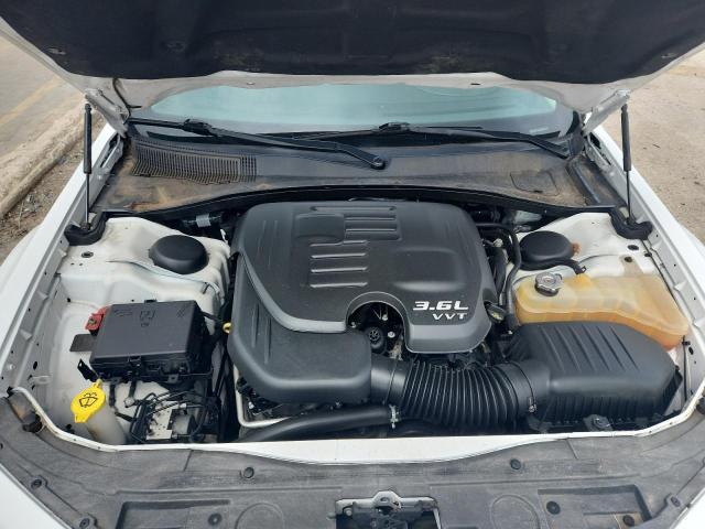 63089825 :رقم المزاد ، 2C3CCAAG2HH663586 vin ، 2017 Chrysler 300 مزاد بيع