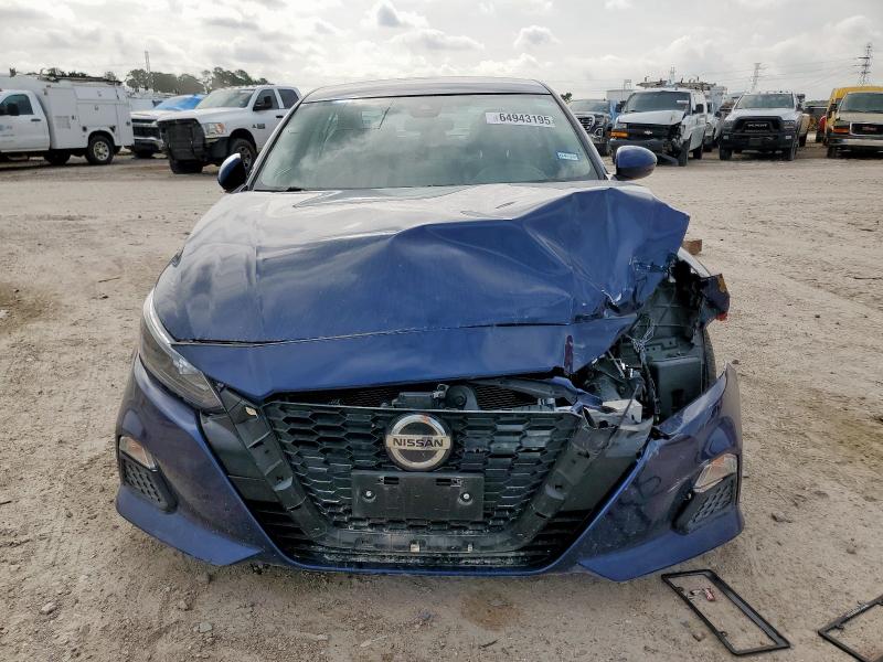 64943195 :رقم المزاد ، 1N4BL4BV7NN397237 vin ، 2022 Nissan Altima S مزاد بيع