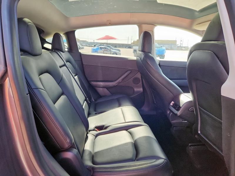 Продаж на аукціоні авто 2021 Tesla Model Y, vin: 5YJYGAEE5MF136656, номер лоту: 64988625