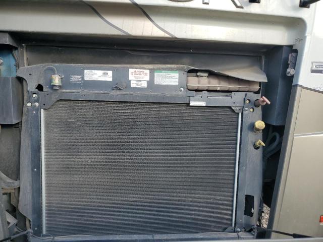2013 Freightliner Chassis Xc მანქანა იყიდება აუქციონზე, vin: 4UZFCUCYXDCFH4906, აუქციონის ნომერი: 81165365