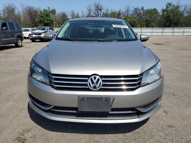 2012 Volkswagen Passat S მანქანა იყიდება აუქციონზე, vin: 1VWAP7A32CC051999, აუქციონის ნომერი: 66202815