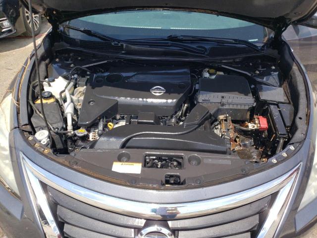 2013 Nissan Altima მანქანა იყიდება აუქციონზე, vin: 1N4AL3AP4DC131502, აუქციონის ნომერი: 65531405