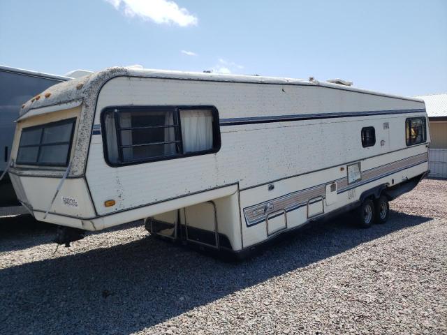 1985 Alum 5th Wheel მანქანა იყიდება აუქციონზე, vin: 1KR381N23FW002523, აუქციონის ნომერი: 64431315