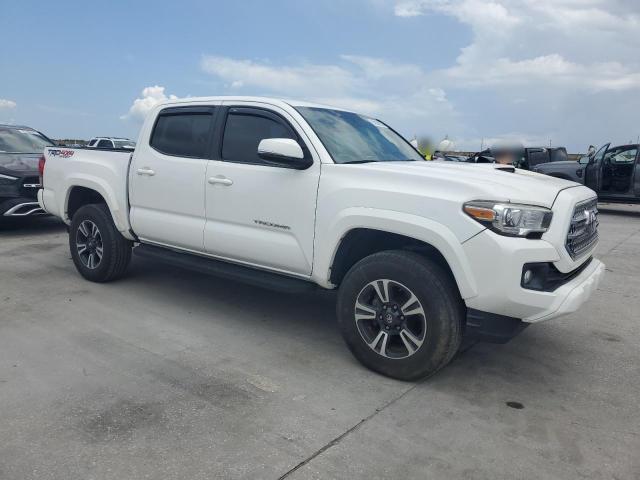 63806295 :رقم المزاد ، 3TMCZ5AN5HM051075 vin ، 2017 Toyota Tacoma Double Cab مزاد بيع