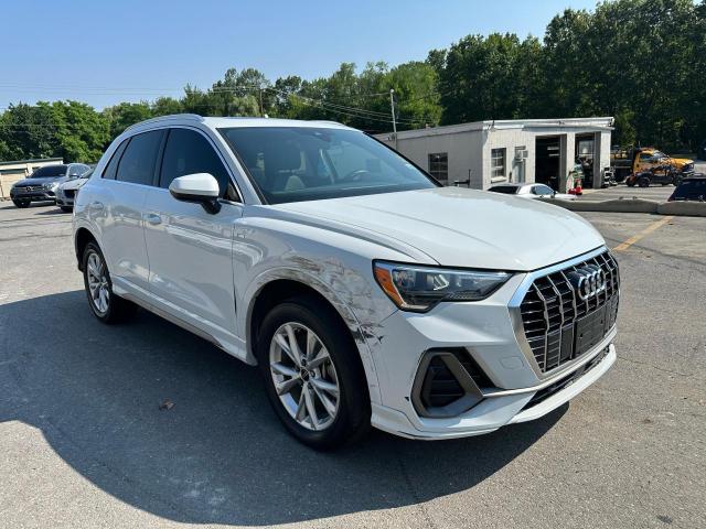 2021 Audi Q3 Premium მანქანა იყიდება აუქციონზე, vin: WA1DECF32M1050690, აუქციონის ნომერი: 63831765