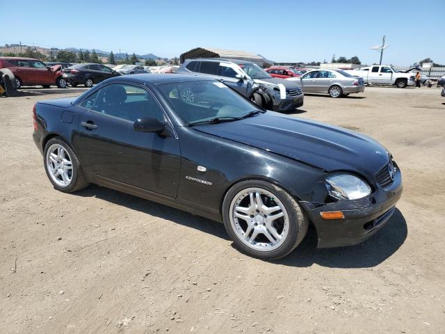 66710265 :رقم المزاد ، WDBKK47F4YF164329 vin ، 2000 Mercedes-benz Slk 230 Ko مزاد بيع