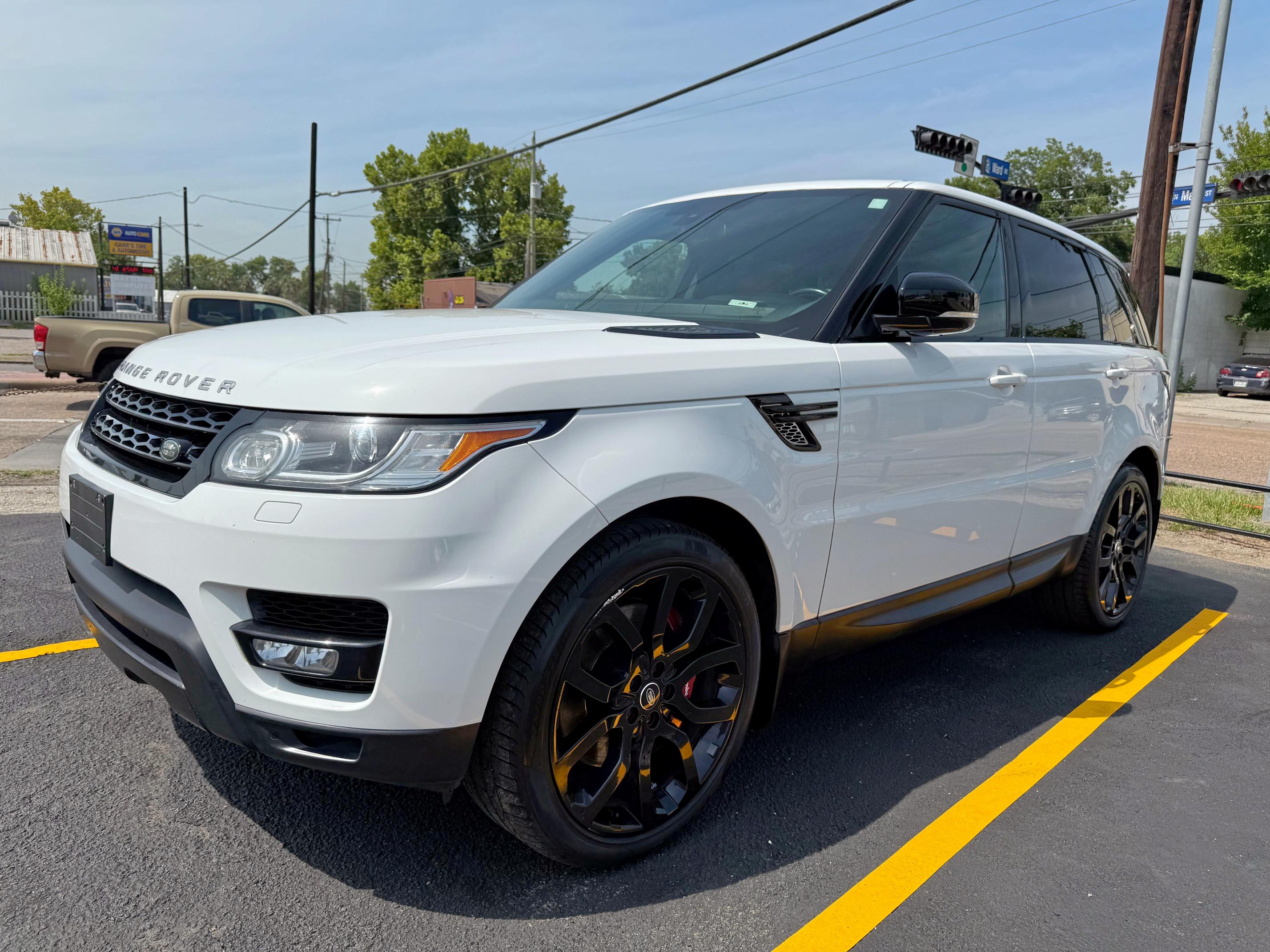 67327035 :رقم المزاد ، SALWR2EF3EA325907 vin ، 2014 Land Rover Range Rove مزاد بيع