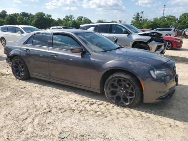 62738565 :رقم المزاد ، 2C3CCABG6JH299855 vin ، 2018 Chrysler 300 مزاد بيع