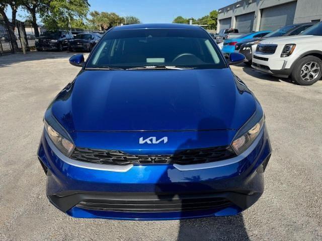 65295705 :رقم المزاد ، 3KPF24AD4NE464503 vin ، 2022 Kia Forte Fe مزاد بيع