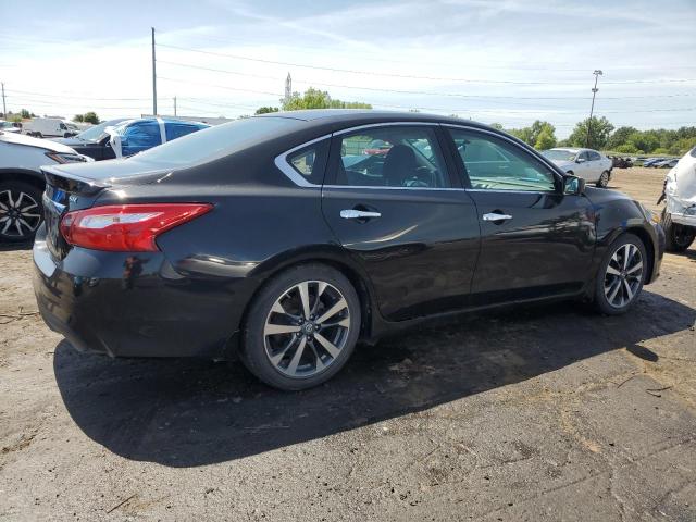 Продаж на аукціоні авто 2017 Nissan Altima 2.5, vin: 1N4AL3AP8HC168770, номер лоту: 65335075