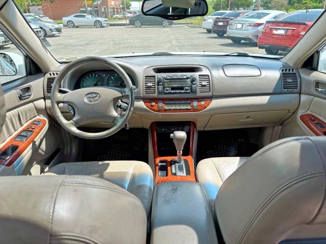 Aukcja sprzedaży 2002 Toyota Camry Le, vin: 4T1BE32K52U027812, numer aukcji: 64997945