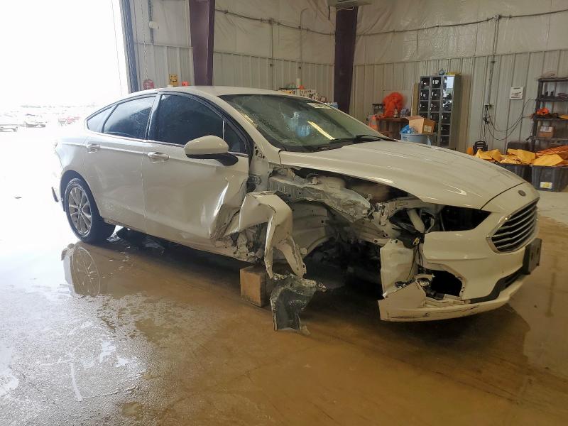 66071845 :رقم المزاد ، 3FA6P0HD0LR168406 vin ، 2020 Ford Fusion مزاد بيع