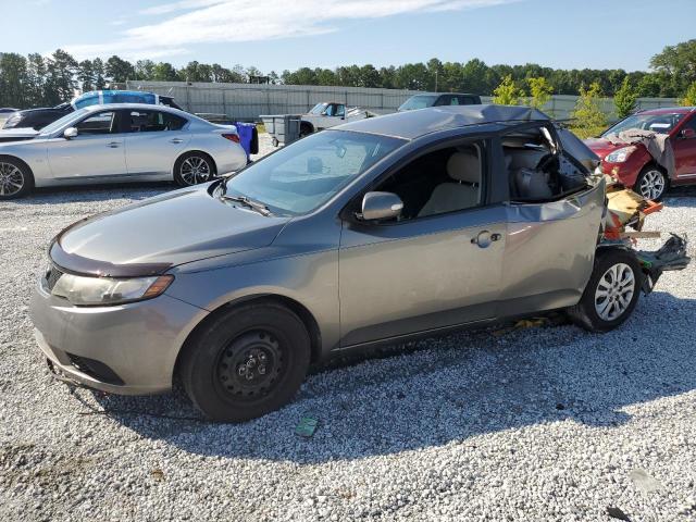 2010 Kia Forte მანქანა იყიდება აუქციონზე, vin: KNAFU4A27A5822527, აუქციონის ნომერი: 64435405