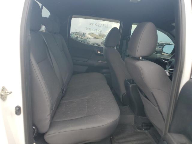 63806295 :رقم المزاد ، 3TMCZ5AN5HM051075 vin ، 2017 Toyota Tacoma Double Cab مزاد بيع