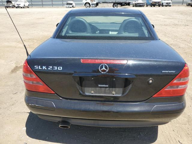 66710265 :رقم المزاد ، WDBKK47F4YF164329 vin ، 2000 Mercedes-benz Slk 230 Ko مزاد بيع