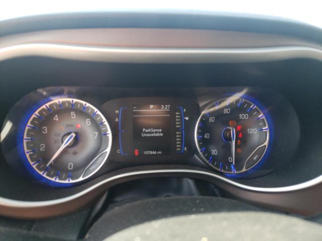 64106315 :رقم المزاد ، 2C4RC1FG4JR125972 vin ، 2018 Chrysler Pacifica T مزاد بيع
