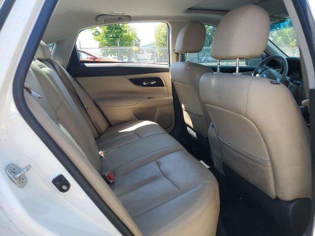 Auction sale of the 2015 Nissan Altima, vin: 1N4AL3AP5FN404261, lot number: 62309335