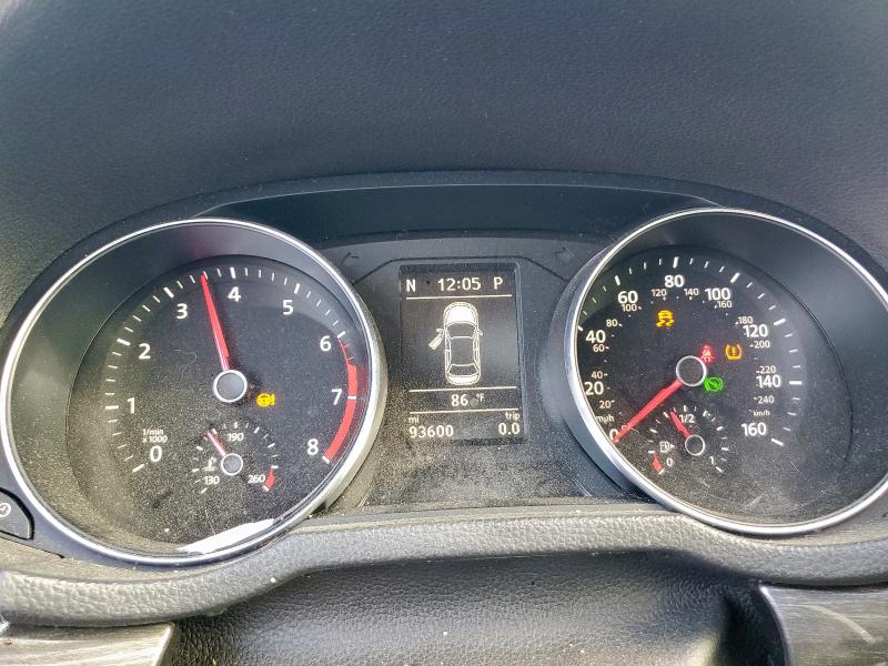 65785435 :رقم المزاد ، 1VWBT7A32HC000431 vin ، 2017 Volkswagen Passat مزاد بيع