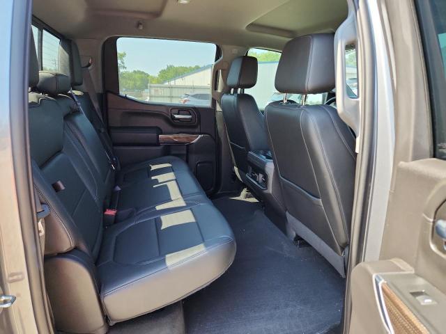 63202935 :رقم المزاد ، 3GCUYEEDXMG385572 vin ، 2021 Chevrolet Silverado مزاد بيع
