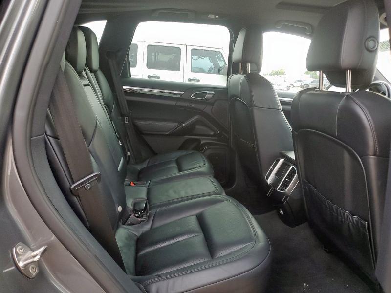 Продаж на аукціоні авто 2016 Porsche Cayenne, vin: WP1AA2A24GLA03925, номер лоту: 64500895