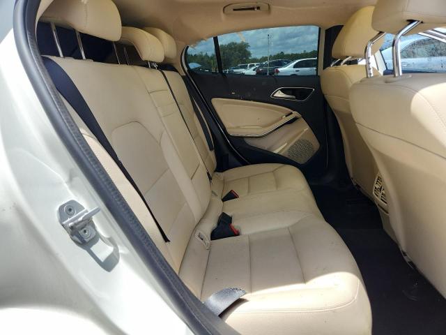 65059365 :رقم المزاد ، WDCTG4EB6JJ398640 vin ، 2018 Mercedes-benz Gla مزاد بيع