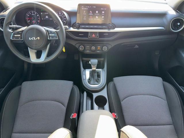 65295705 :رقم المزاد ، 3KPF24AD4NE464503 vin ، 2022 Kia Forte Fe مزاد بيع
