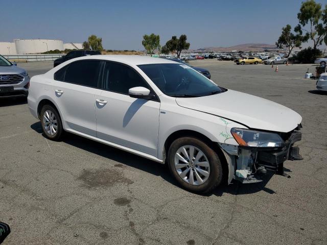 64377335 :رقم المزاد ، 1VWAT7A30FC006253 vin ، 2015 Volkswagen Passat S مزاد بيع