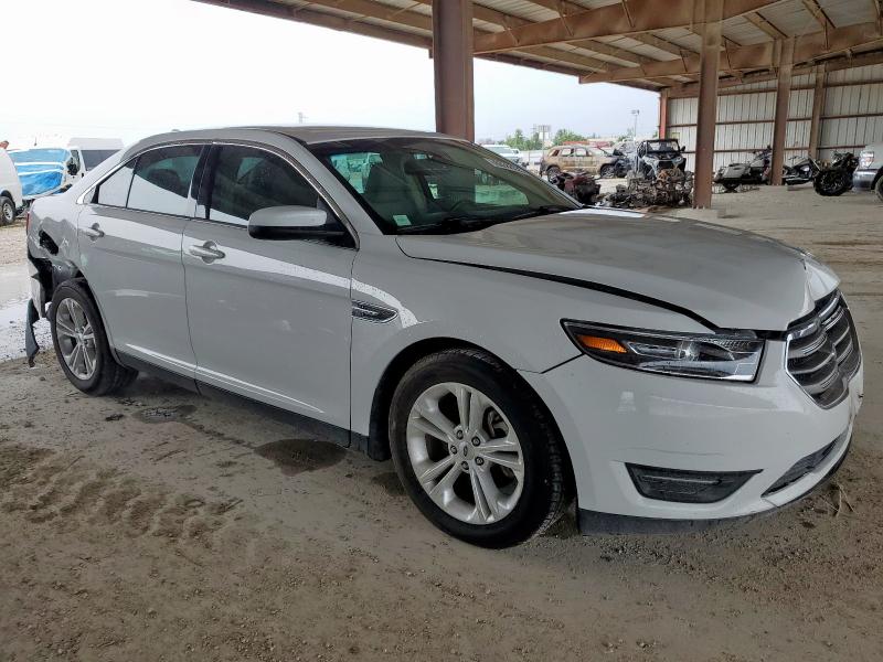 2018 Ford Taurus Sel მანქანა იყიდება აუქციონზე, vin: 1FAHP2E87JG104279, აუქციონის ნომერი: 63388635