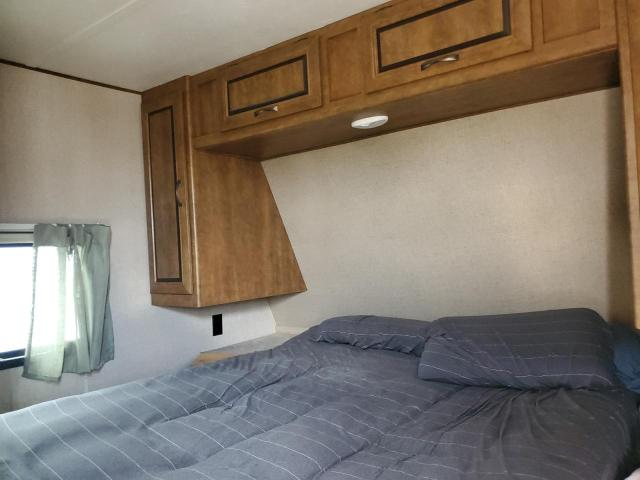 Продажа на аукционе авто 2018 Keystone Zinger, vin: 4YDT30B26JS370603, номер лота: 64609755