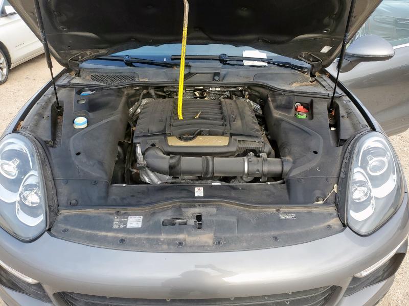 Продаж на аукціоні авто 2016 Porsche Cayenne, vin: WP1AA2A24GLA03925, номер лоту: 64500895