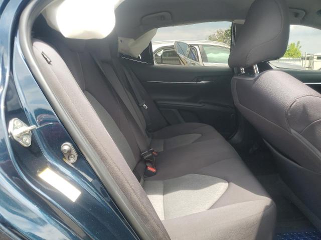 Продажа на аукционе авто 2018 Toyota Camry L, vin: 4T1B11HK8JU560713, номер лота: 64055515