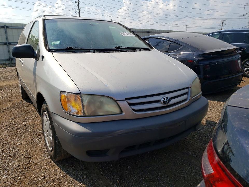 2002 Toyota Sienna მანქანა იყიდება აუქციონზე, vin: 4T3ZF13C02U501700, აუქციონის ნომერი: 60715876