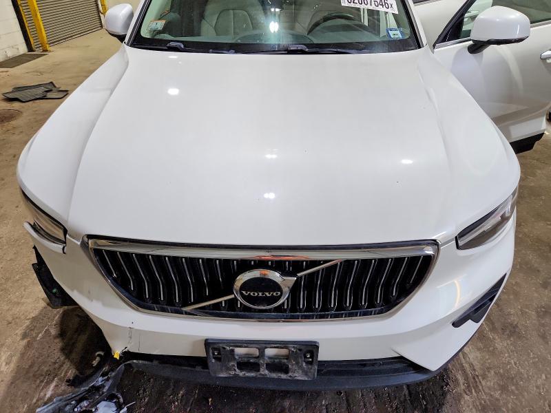 Продаж на аукціоні авто 2023 Volvo Xc40, vin: YV4L12UNXP2953175, номер лоту: 62067646
