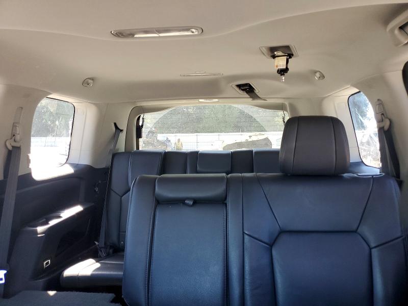 60071386 :رقم المزاد ، 5FNYF4H57FB018207 vin ، 2015 Honda Pilot مزاد بيع