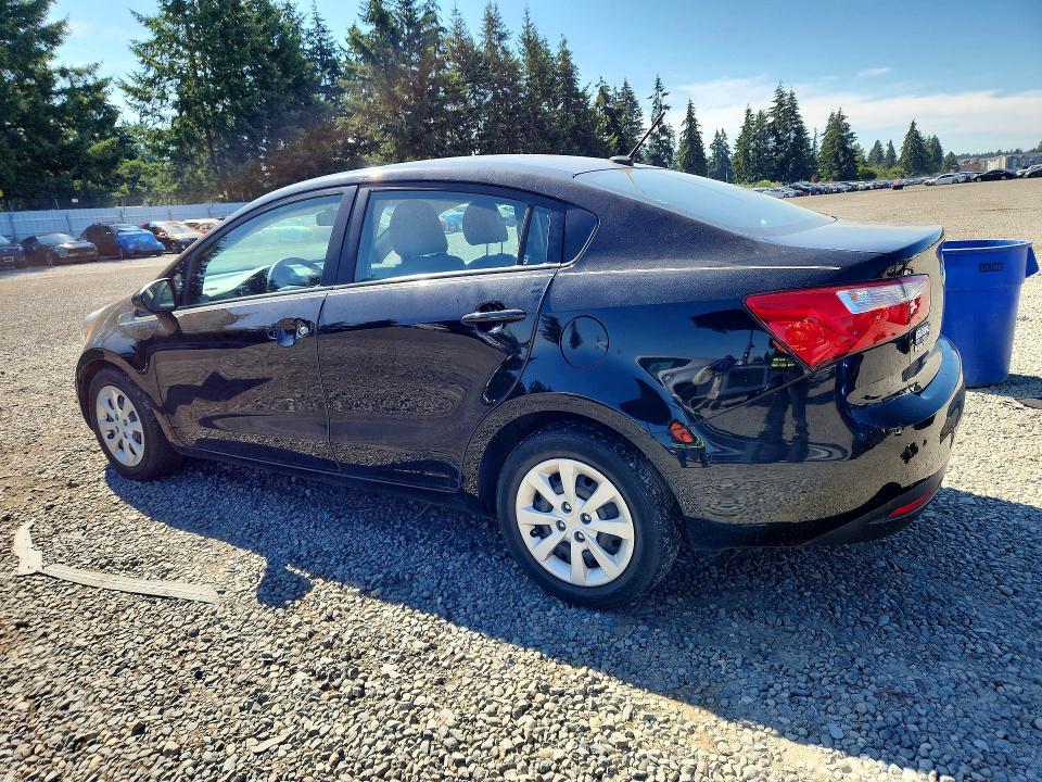 58833976 :رقم المزاد ، KNADM4A30F6443158 vin ، 2015 Kia Rio مزاد بيع