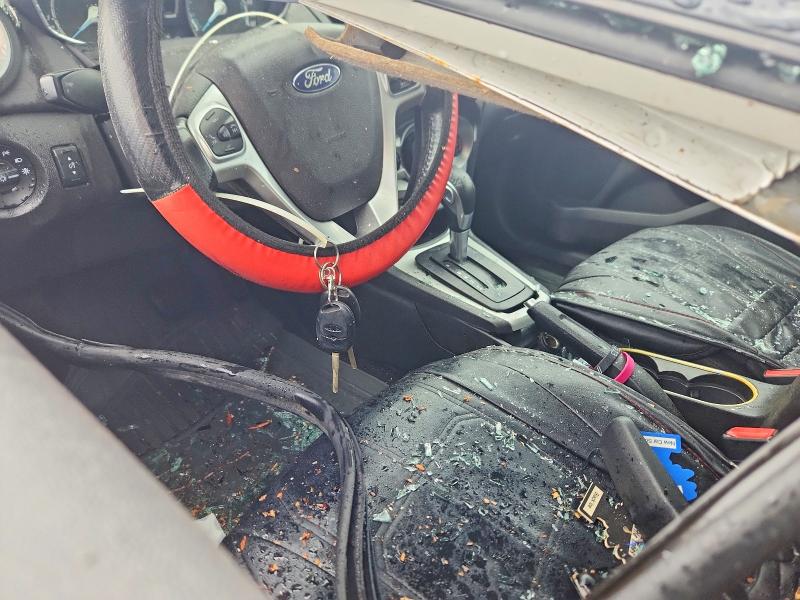 60438166 :رقم المزاد ، 3FADP4BJ5EM131316 vin ، 2014 Ford Fiesta مزاد بيع