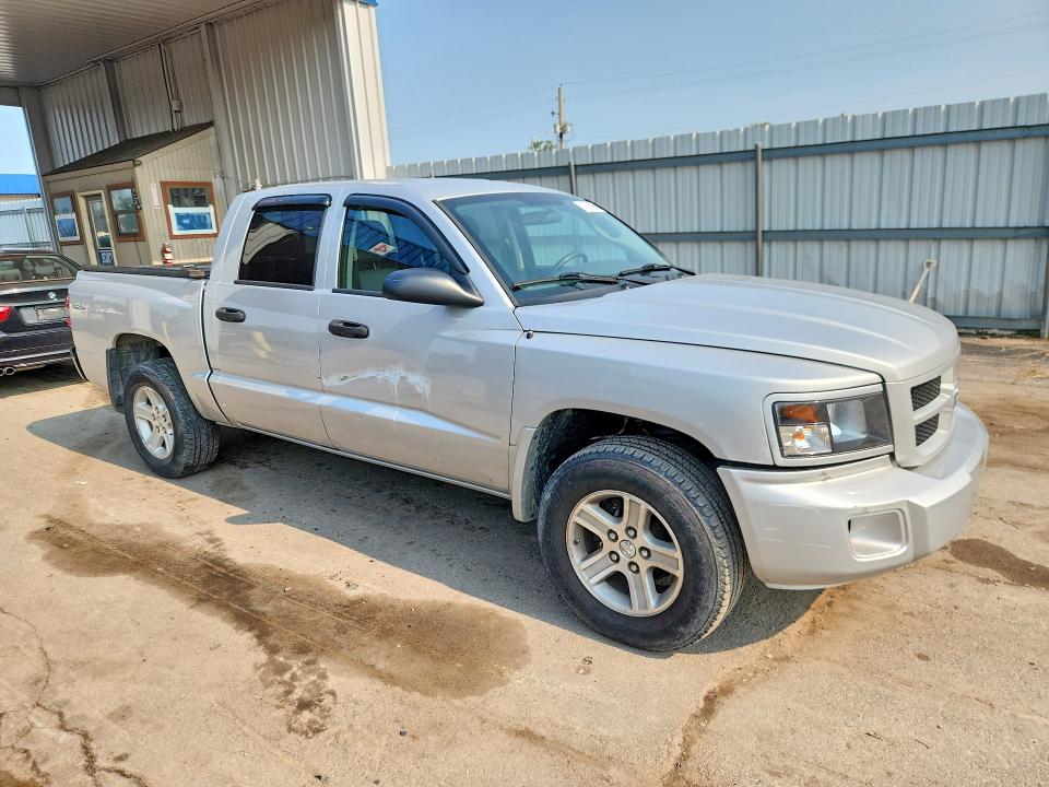 61119586 :رقم المزاد ، 1D7RW3GK3BS596376 vin ، 2011 Dodge Dakota مزاد بيع