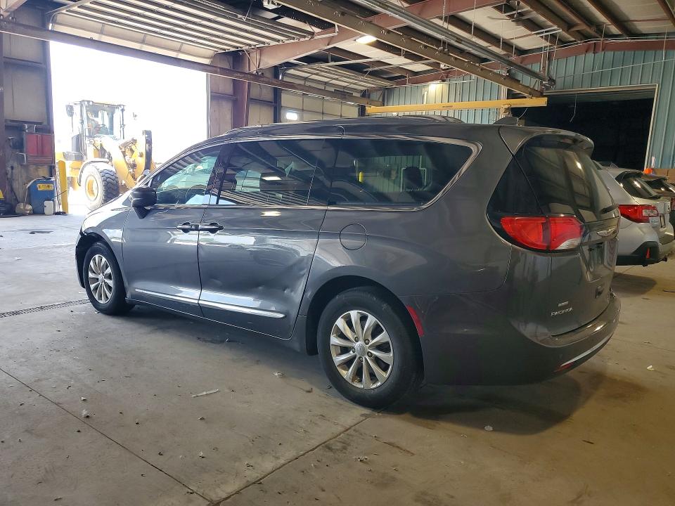 Продажа на аукционе авто 2019 Chrysler Pacifica, vin: 2C4RC1BG3KR626083, номер лота: 61413726