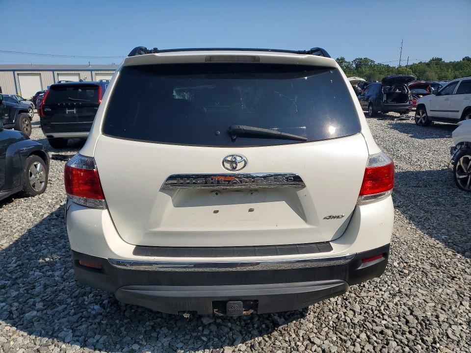 62493146 :رقم المزاد ، 5TDBK3EH5DS187810 vin ، 2013 Toyota Highlander مزاد بيع
