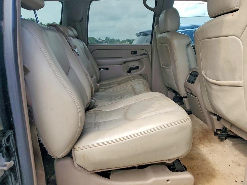 60656536 :رقم المزاد ، 3GNFK16Z35G164742 vin ، 2005 Chevrolet Suburban مزاد بيع