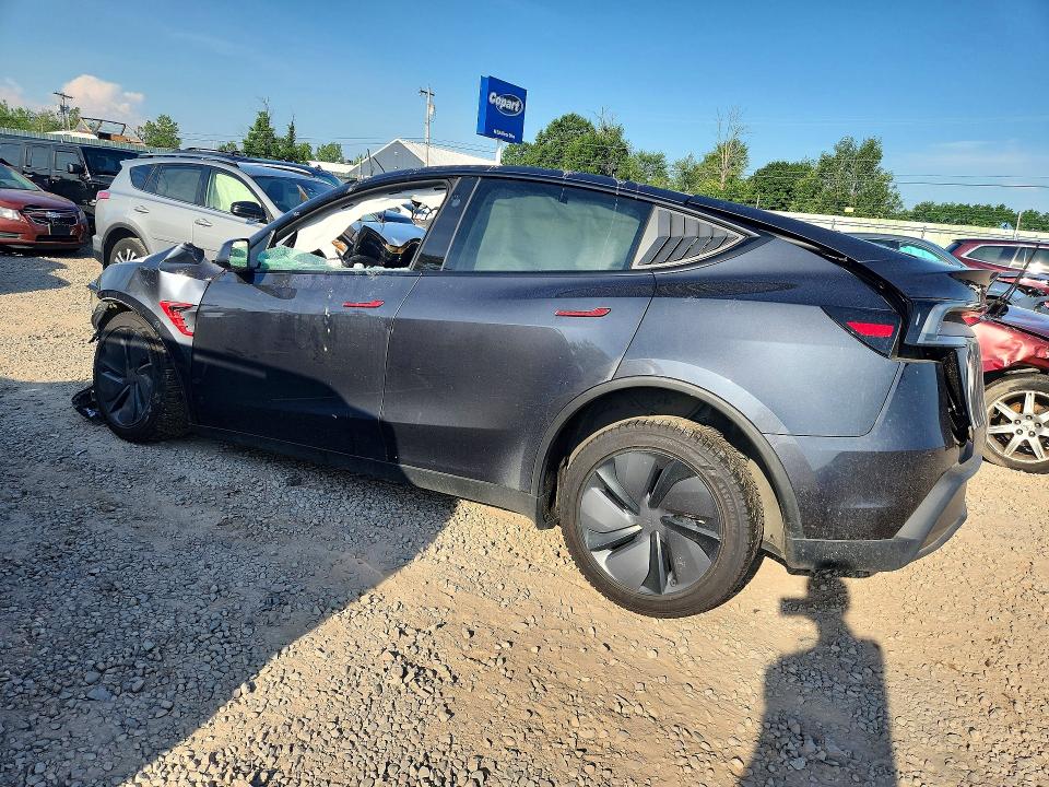 60644916 :رقم المزاد ، 7SAYGDED0TA445734 vin ، 2026 Tesla Model Y مزاد بيع