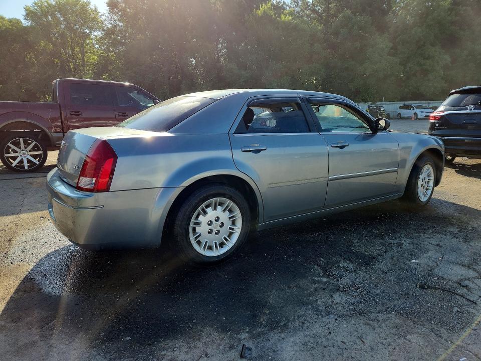 2007 Chrysler 300 მანქანა იყიდება აუქციონზე, vin: 2C3KA43R17H689208, აუქციონის ნომერი: 85636685